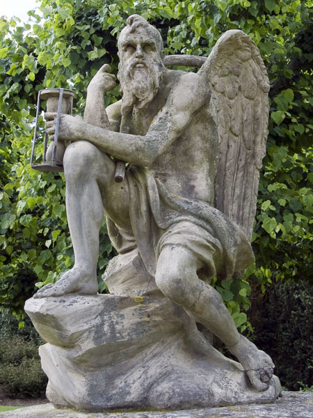 Time Statue,Sandringham