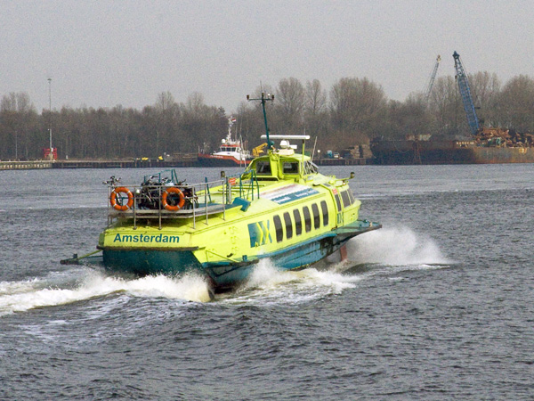 Fast Flying Ferry,IJmuiden,Veer Velsen Zuid,Hydrofoil,Noordzeekanaal,North Sea Canal