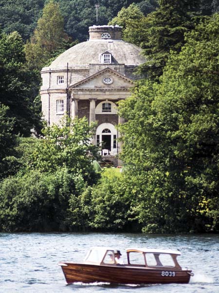 Windermere,Lake,Boats,Houses